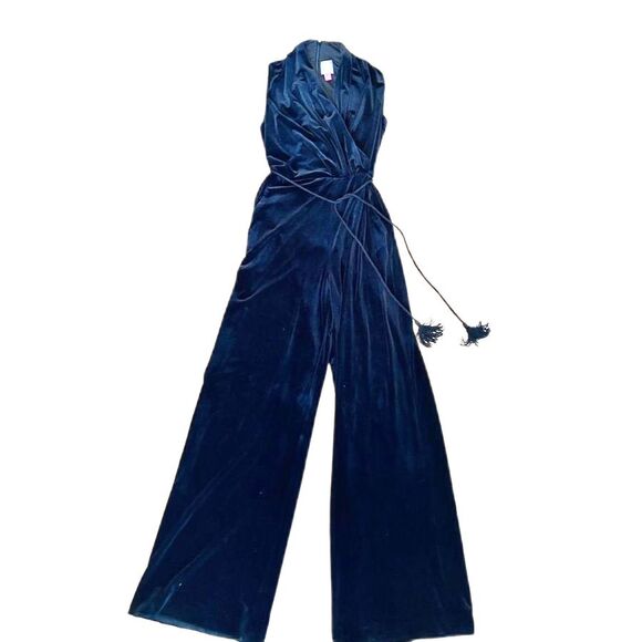 Vince Camuto Velvet Jumpsuit Romper Womens Medium 8 10 Black Sleeveless Wide Leg